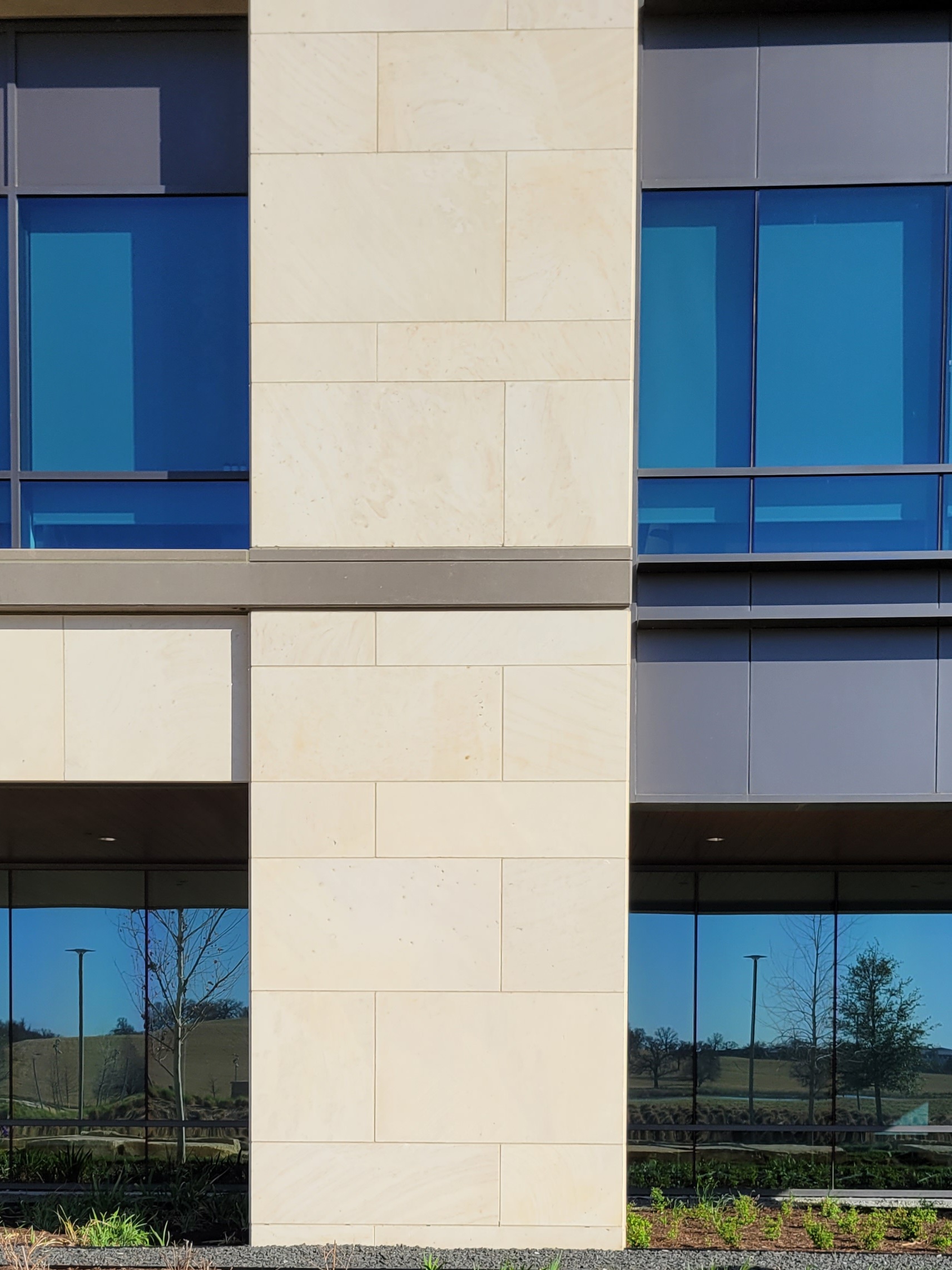 Limestone Veneer Building Facade Limestone Veneer Building Facade